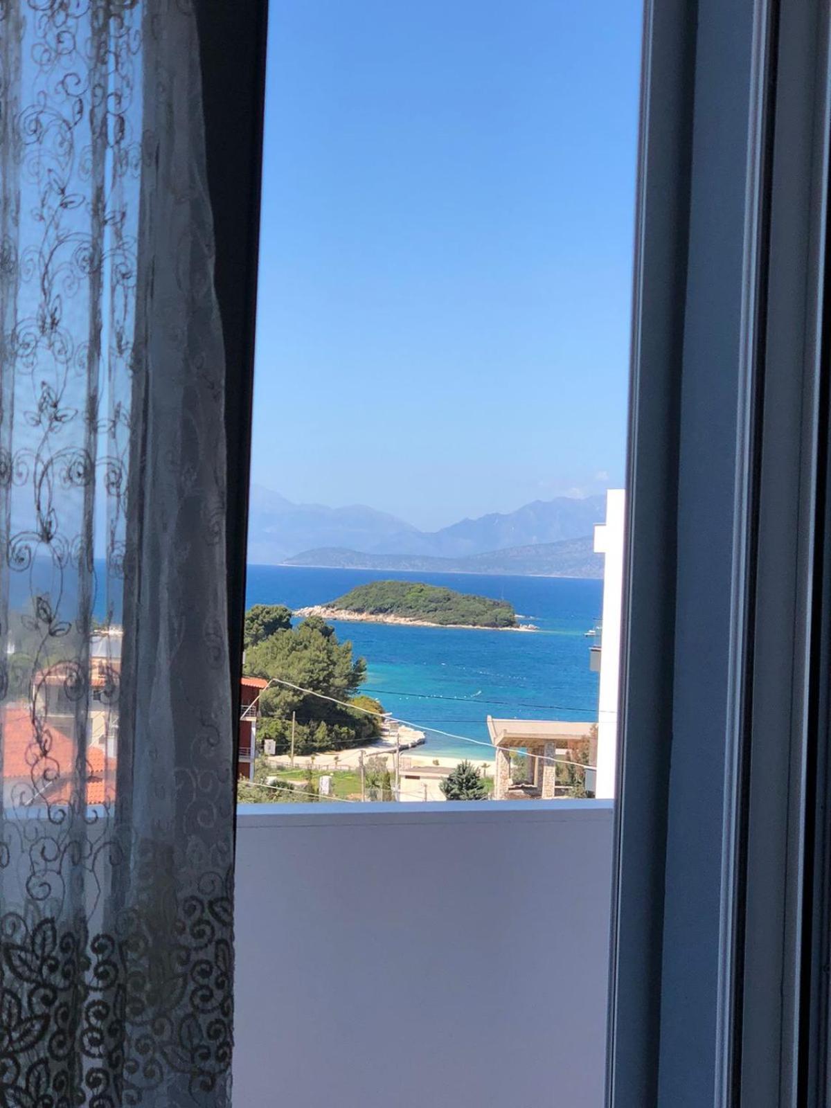 Villa Isufi 卡萨米尔 外观 照片