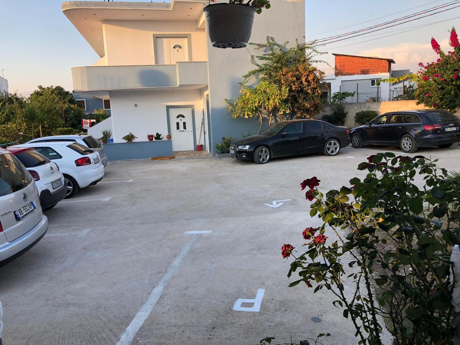 Villa Isufi 卡萨米尔 外观 照片