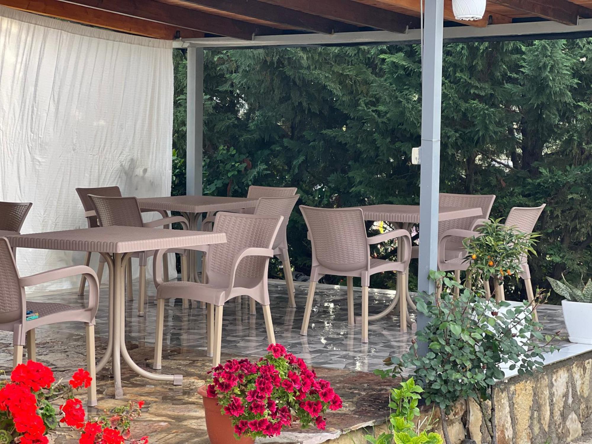 Villa Isufi 卡萨米尔 外观 照片